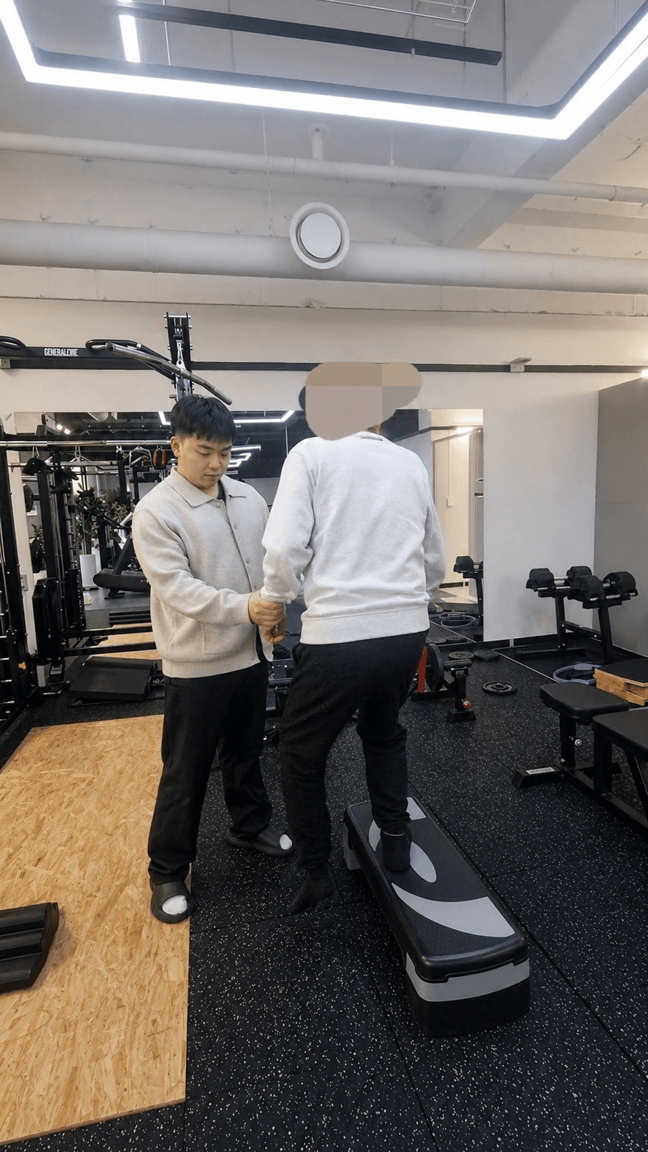파킨슨 재활 운동 지도 장면